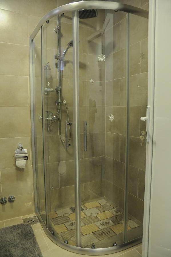 Favorit Apartments Čačak Exteriör bild
